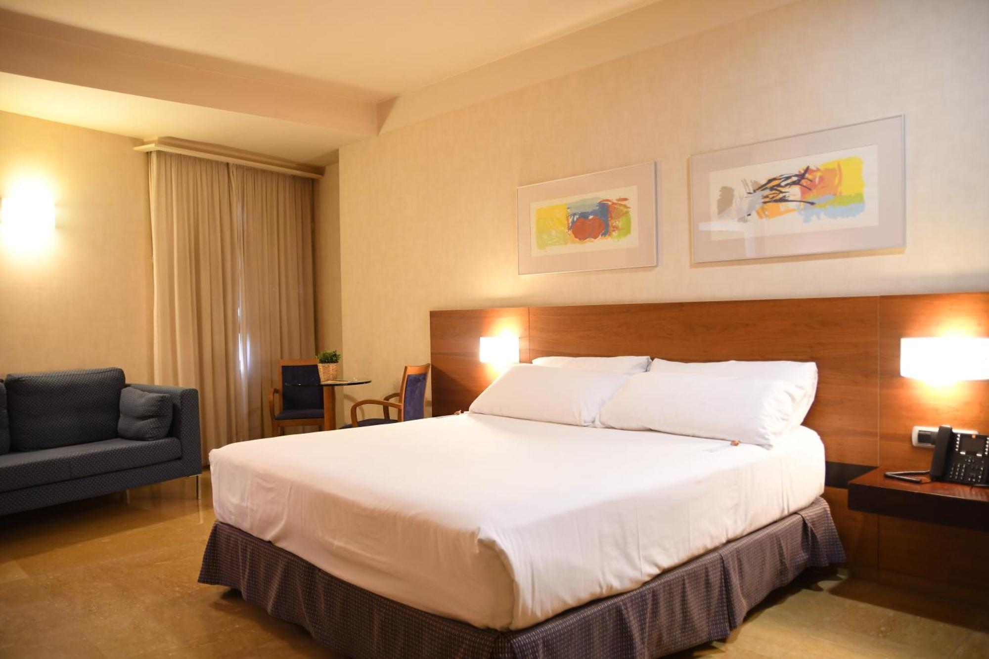 Sercotel Palacio De Tudemir 奥里韦拉 客房 照片